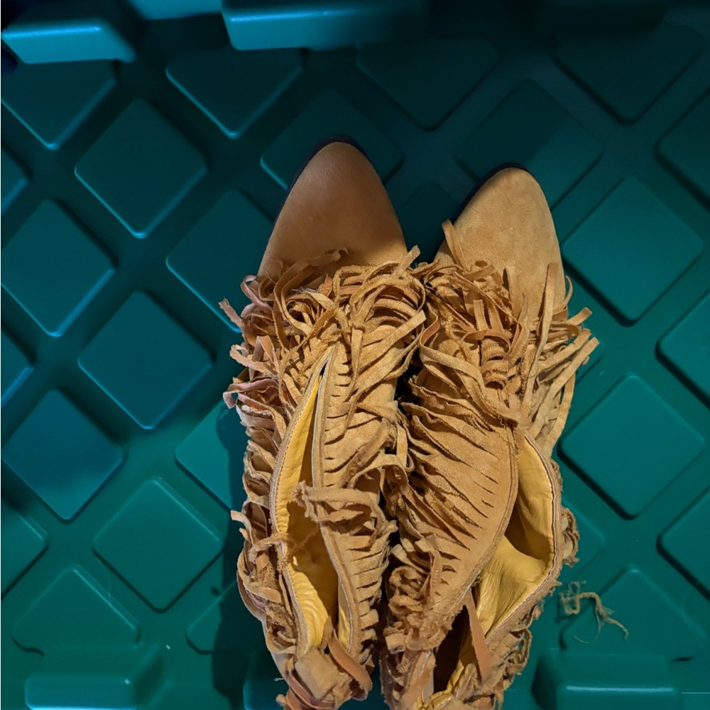 Fringed Tan Women's Shoes